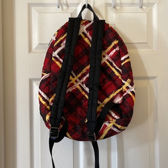 Marc Jacobs Crosby Quilted Backpack Full Size - Picture 4 of 8